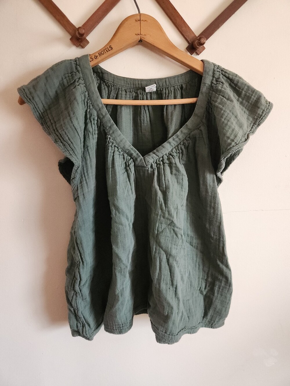 Old Navy Olive Green Short Sleeve Gauzy V-Neck Top